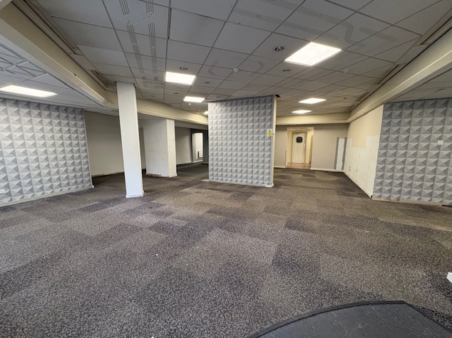 Retail/Shop in Rugeley - photo 3